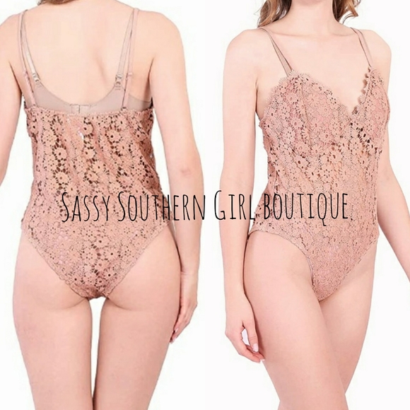 ⭐🆕Boho Rose blush pink crochet bodysuit - Picture 7 of 9